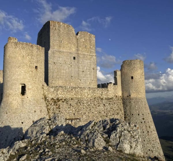 Randonnée au départ de Rocca Calascio : Exploration des Abruzzes - 1