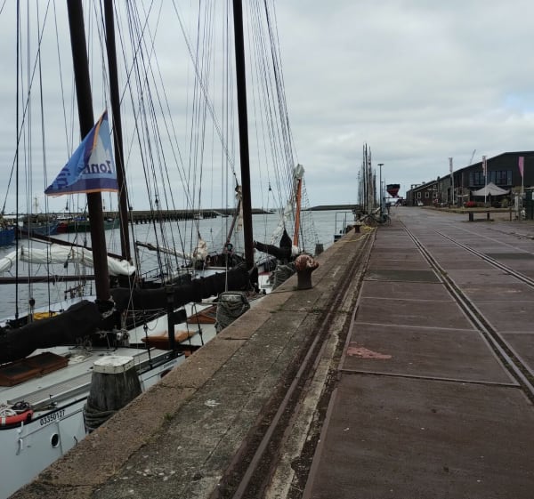 Harlingen vanaf de langparkeerplaats - Harlingen - 1