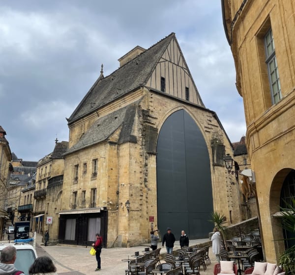 Centre historique de Sarlat par le côté Sud - Roland - 1