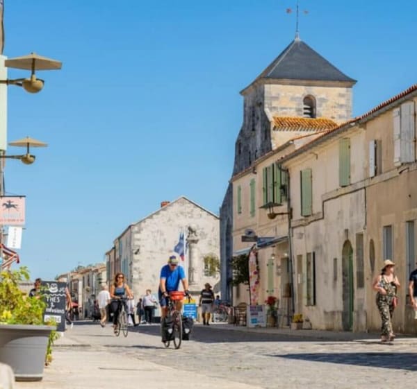 Balade de caractère - Saint-Jean-d'Angle - 1