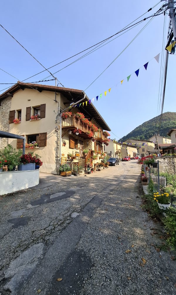 Tour du village en rond d'Oncieu - Argis - 1