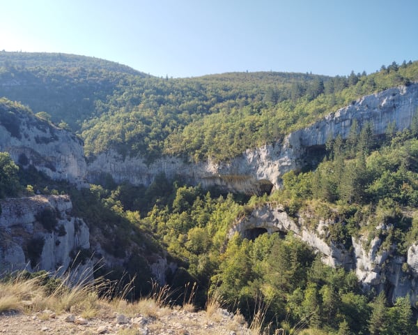 Vanaf de Nesque via Monieux - Monieux - 1