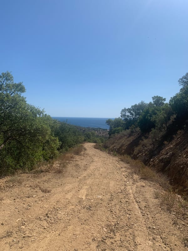 Massif des Maures et panorama sur la baie - l - 1
