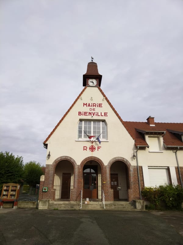 Bienville vers Clairoix de Compiègne - Marie Jose - 1