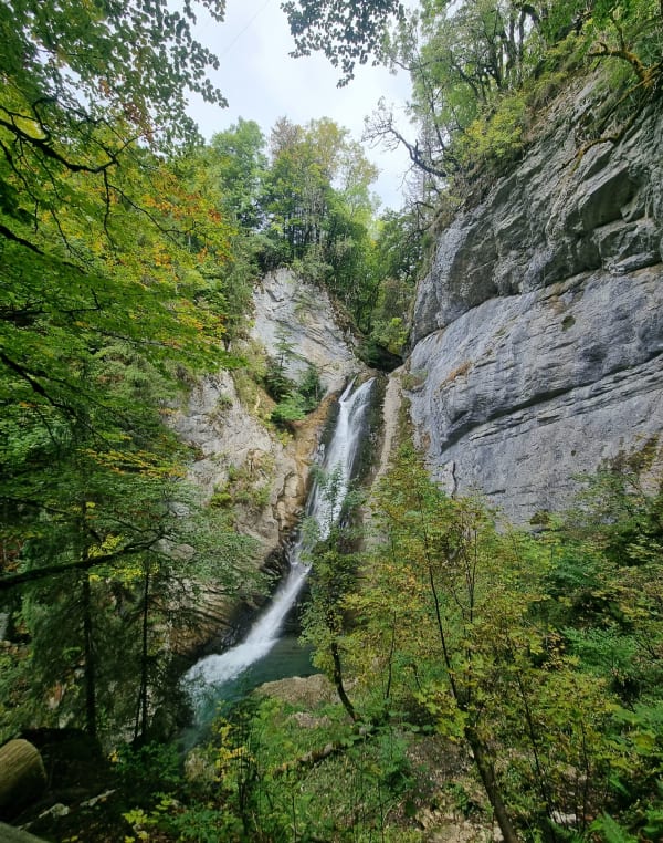 De mysterieuze waterval bij het oude Chinaillon - Ilona - 1