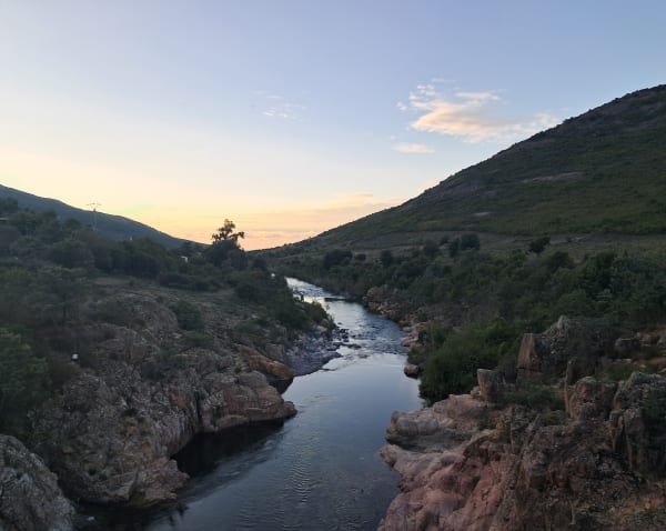 Manso en wandeling langs de Fango-rivier - Hélène  - 1