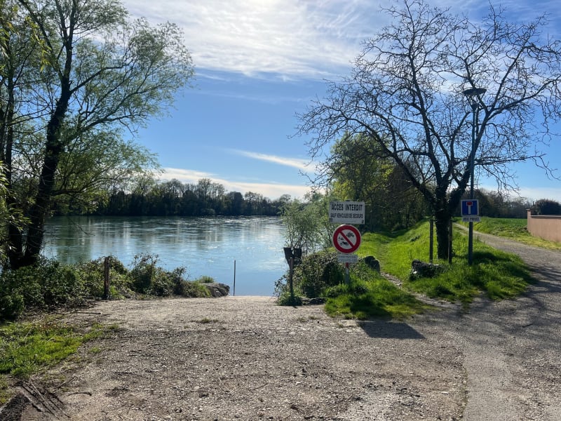 Randonnée dans la forêt et au bord de la rivière de Loyettes - Loyettes