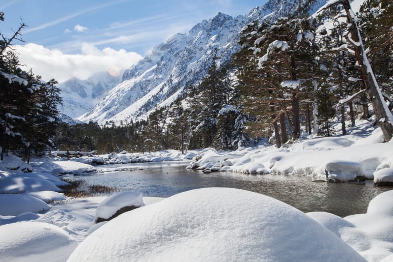 Randonnée raquettes dans les Pyrénées