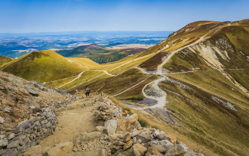 Le massif du Sancy vu depuis le Puy de Sancy en randonnée