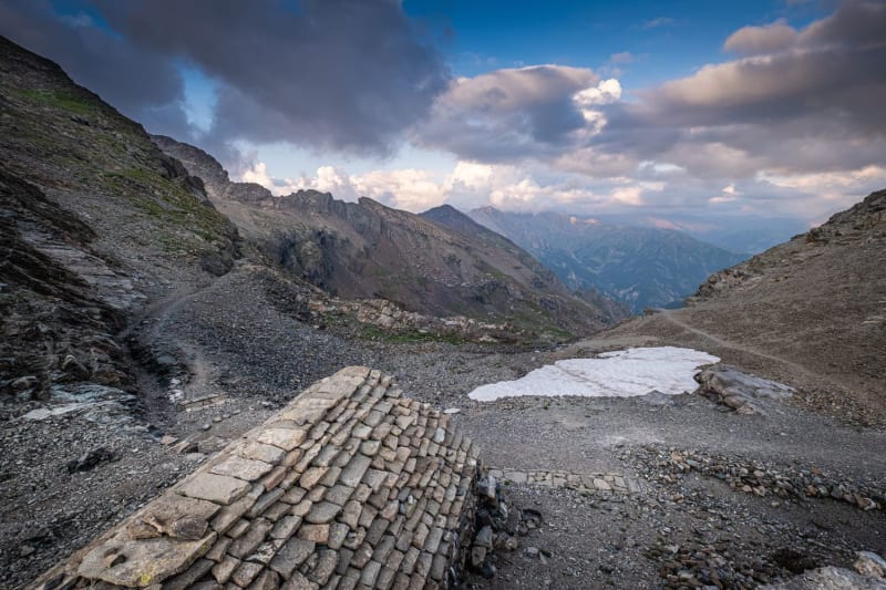 La cabane des parisiens, sur le sentier de randonnée du vieux Chaillol