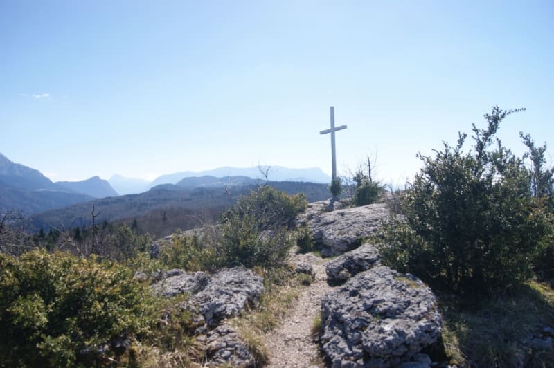Rocher de la Garde et chemin de croix - Saint Etienne de Crossey