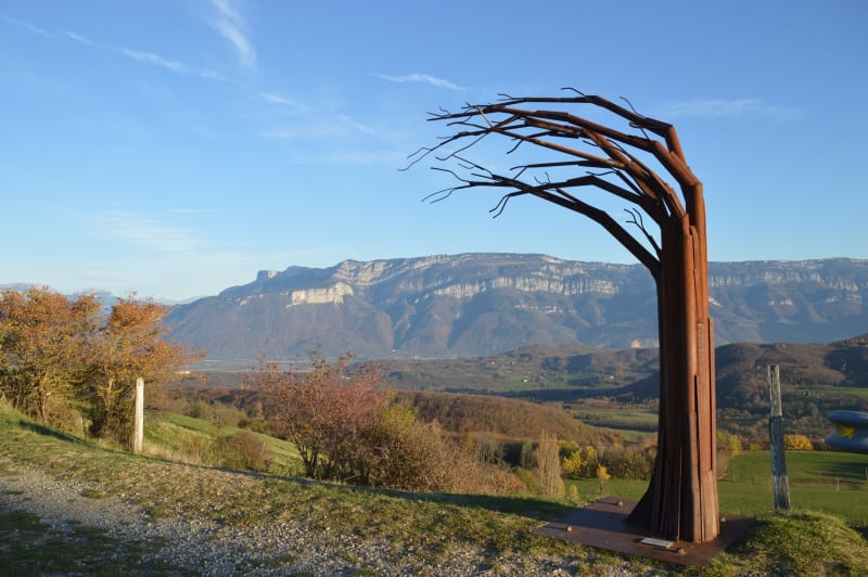 Sculptures aux 4 vents et art moderne sur les crêtes de Vatilieu - Vinay