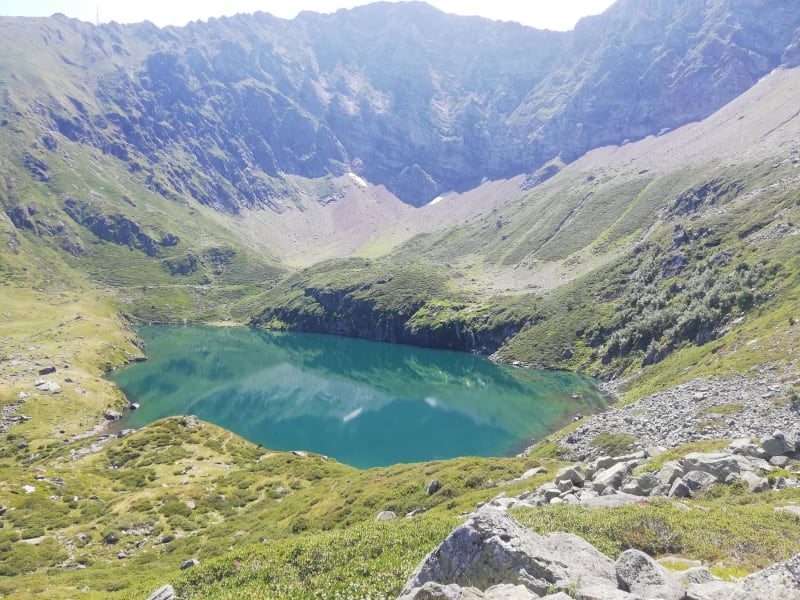 Randonnée au lac de Peyrelade et paysage pittoresque - Bagnères-de-Bigorre