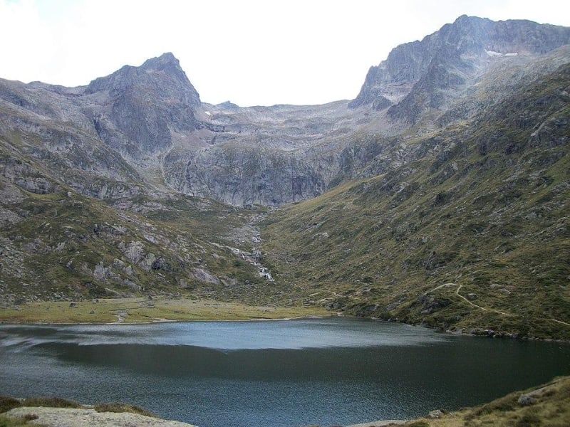 Balade sous la cascade du lac d'Oô et délices paysagers - Les Granges d'Astau, Oô
