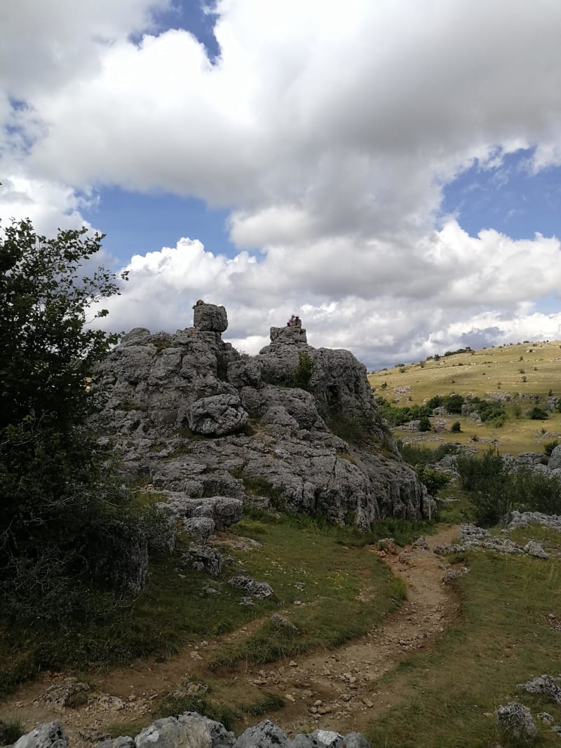 Remparts naturels de Nîmes-le-Vieux et faune cachée - L'Hom, Fraissinet-de-Fourques