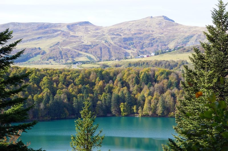 Tour du lac Pavin à Besse-et-Saint-Anastaise - Le Gelat, Besse-et-Saint-Anastaise