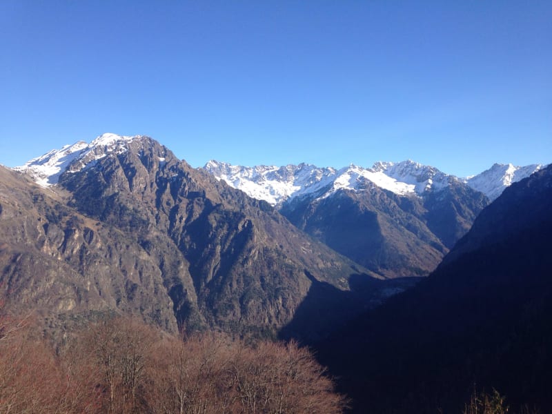 Chemin des Pères et sentier pittoresque depuis le Col de Parquetout - Entraigues
