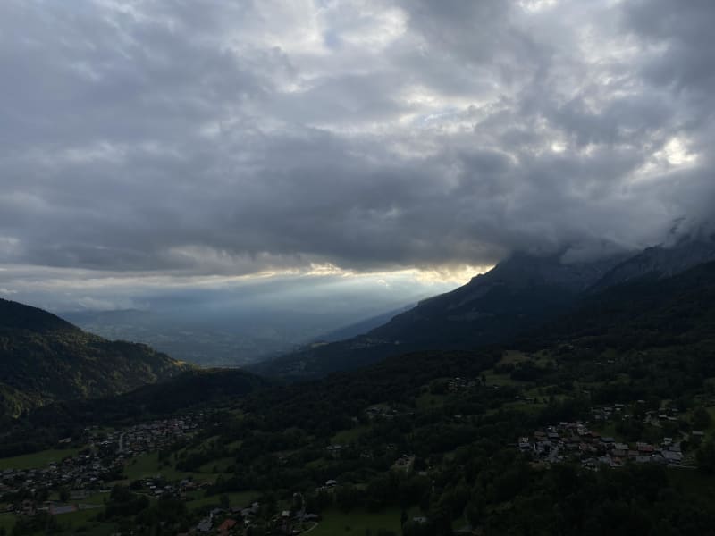 Des sous-bois enchanteurs au petit refuge à grande vue - Servoz