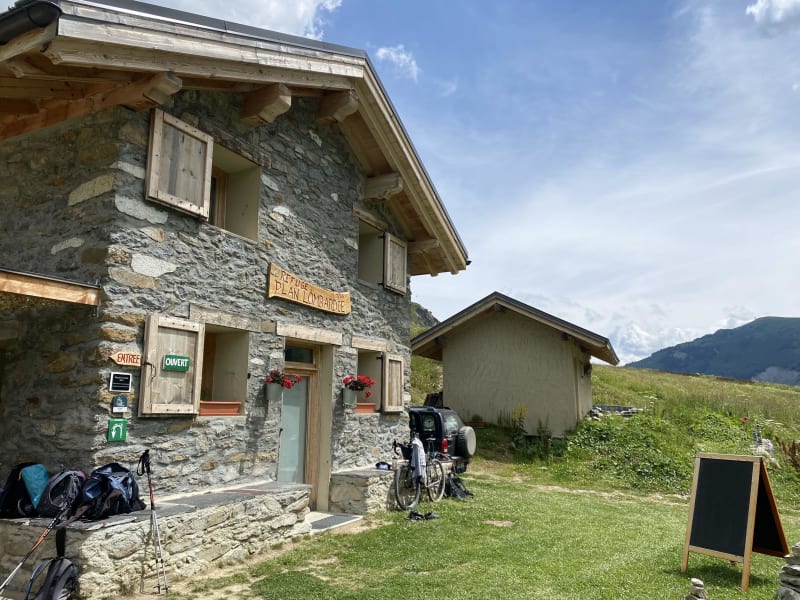 De la Sauce, au refuge des coupeurs de pelle - La Sauce