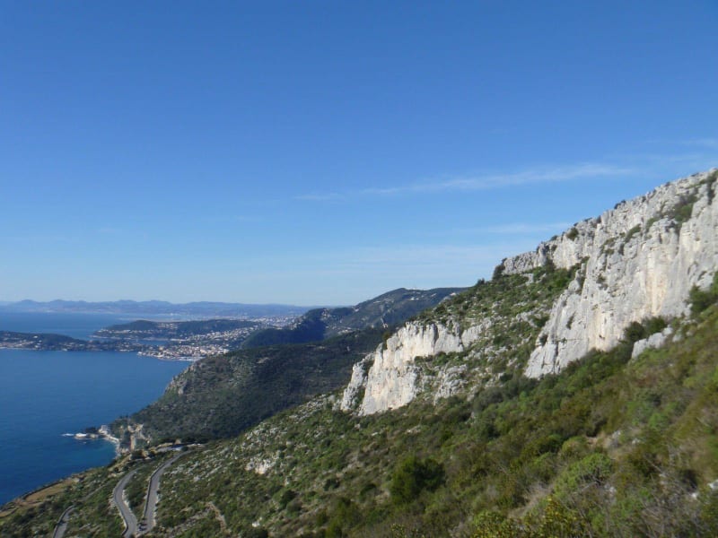 Balade sur les hauteurs de la Turbie et vue fascinante sur Monaco - La Turbie