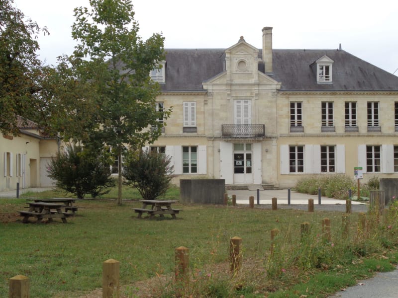Domaine de la Burthe et détente dans un coin de nature - Floirac