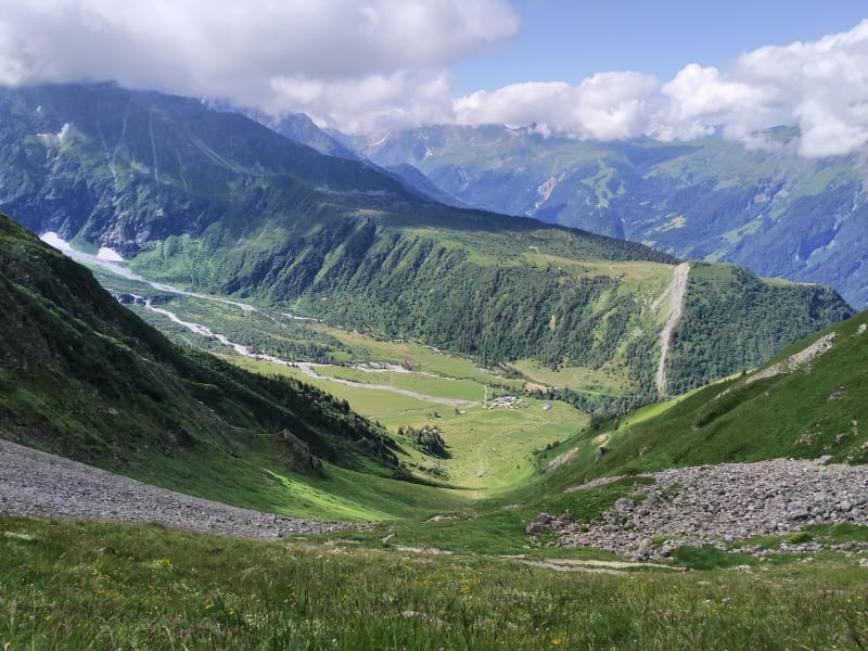 Lacs Jovet et vallon merveilleux au pied des sommets givrés - Les Contamines-Montjoie