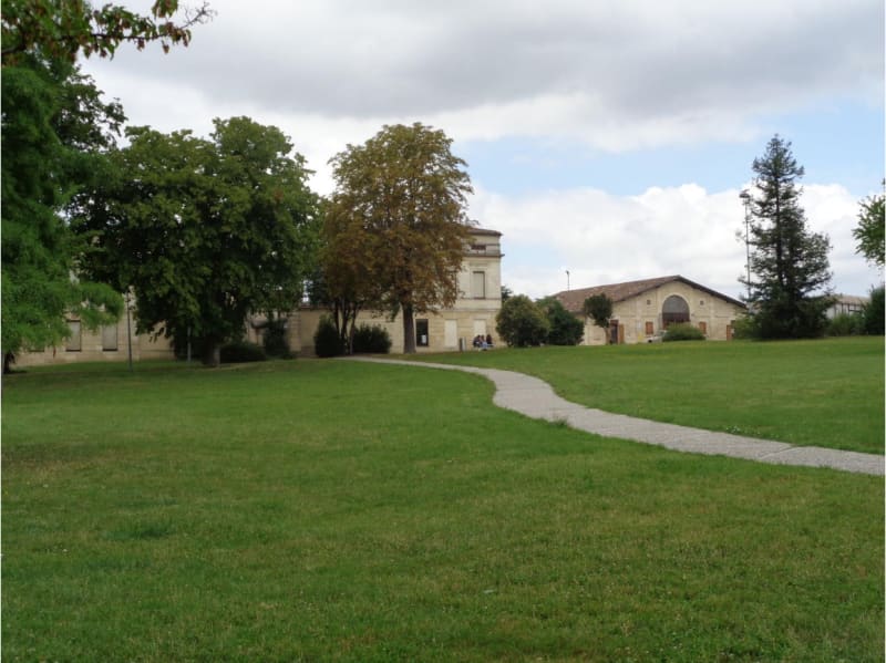 Promenade au Parc Favols et découverte de sa médiathèque - CARBON-BLANC