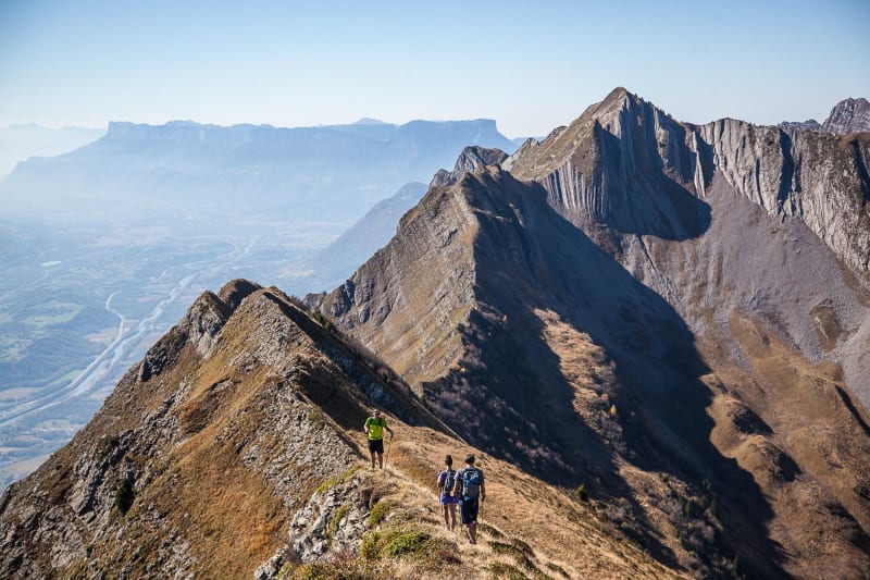 Montée au chalet des Gardes et pique-nique subjuguant - École-en-Bauges