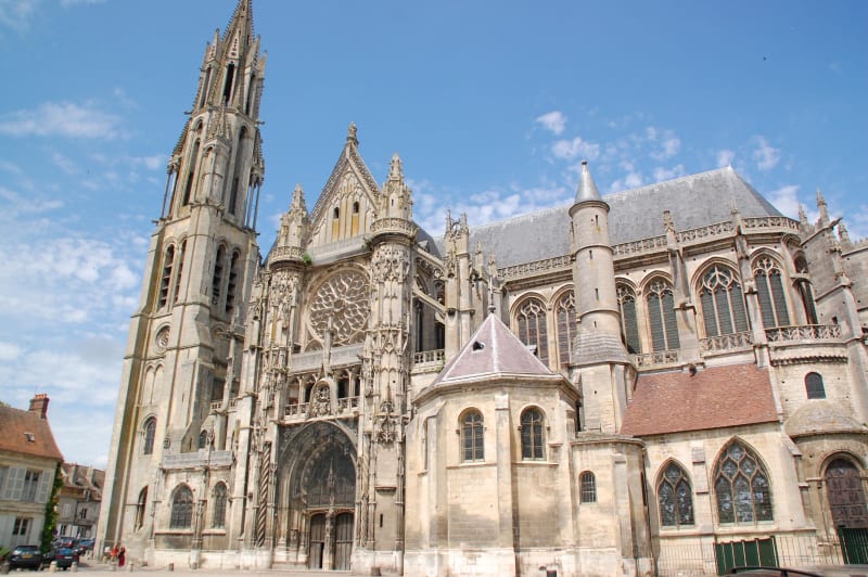 Arpenter Senlis et plonger dans le passé - Senlis