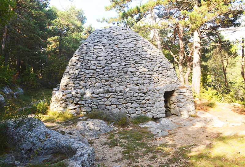 Sentier des Aiguiers et panorama sur le Mont Ventoux - Saint-Saturnin-les-Apt