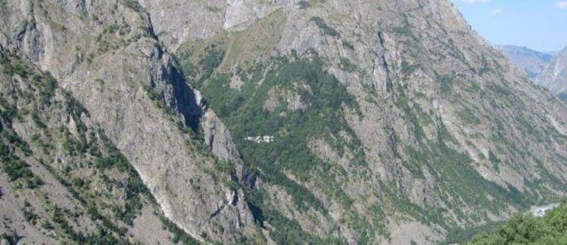 Enjamber les passerelles jusque Lanchâtra et charmes en Oisans - Saint-Christophe-en-Oisans