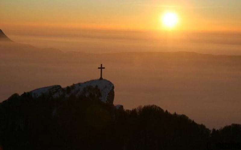 Croix du Nivolet et plongée dans le lac du Bourget - Les Déserts