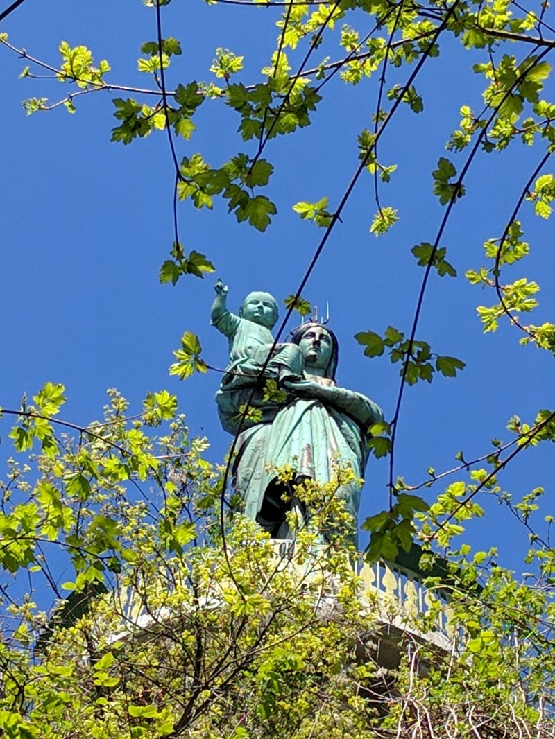 Panorama de Notre-Dame de Vouise et spécialités locales - Voiron
