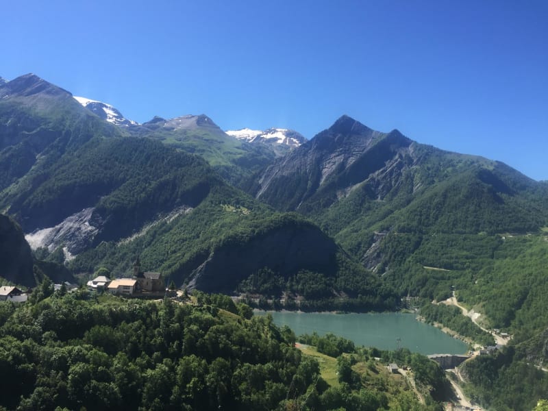 Lac du Chambon et miroir en mouvement - Mizoen