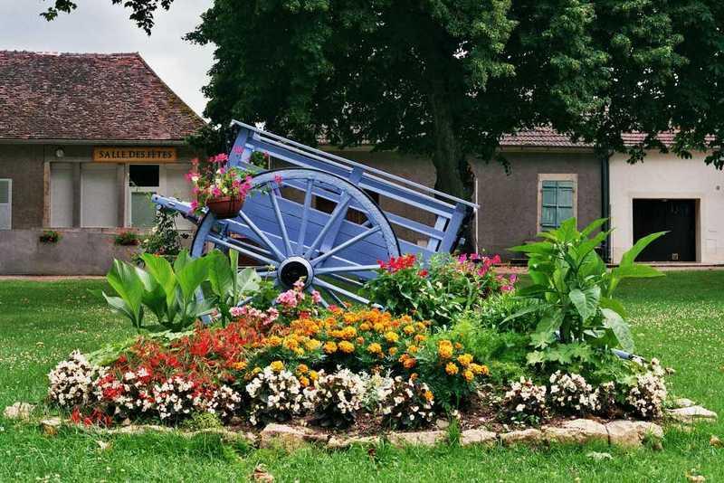 Flâner à Ourouer-les-Bourdelins et quiétude dans les champs - Ourouer-les-Bourdelins