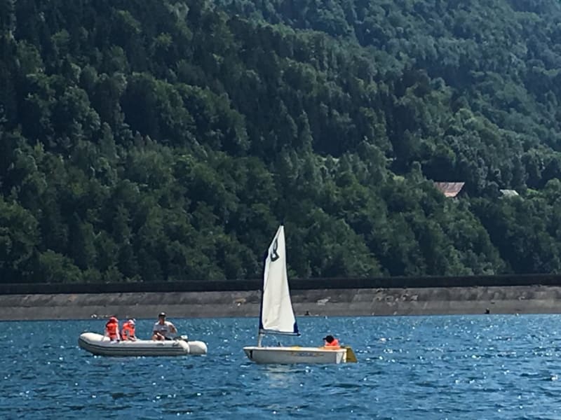 Tour du lac d'Allemond et bain de fraîcheur - Allemond