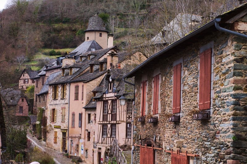 Flâner dans les rues de Conques - Conques-en-Rouergue