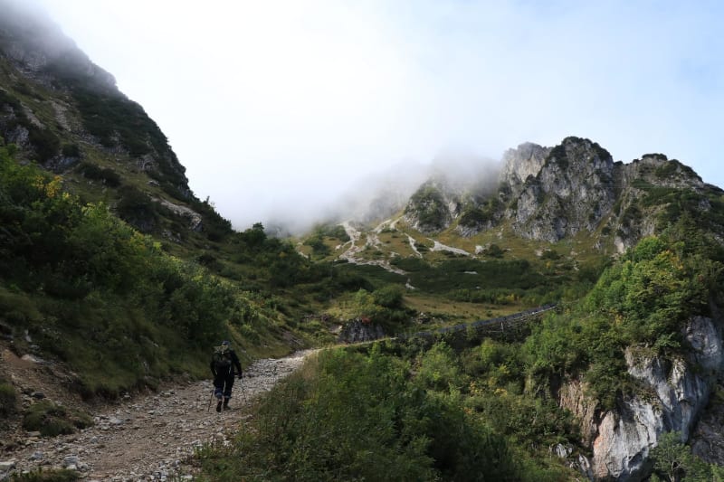 In het hart van de Val d'Azin en adembenemende landschappen - Arbéost