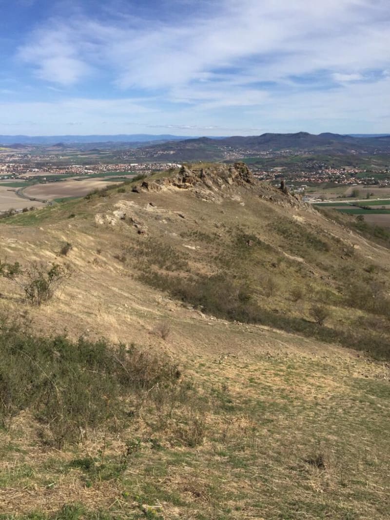 Balade au plateau de Gergovie et secrets d'Histoire - Romagnat, Clermont-Ferrand