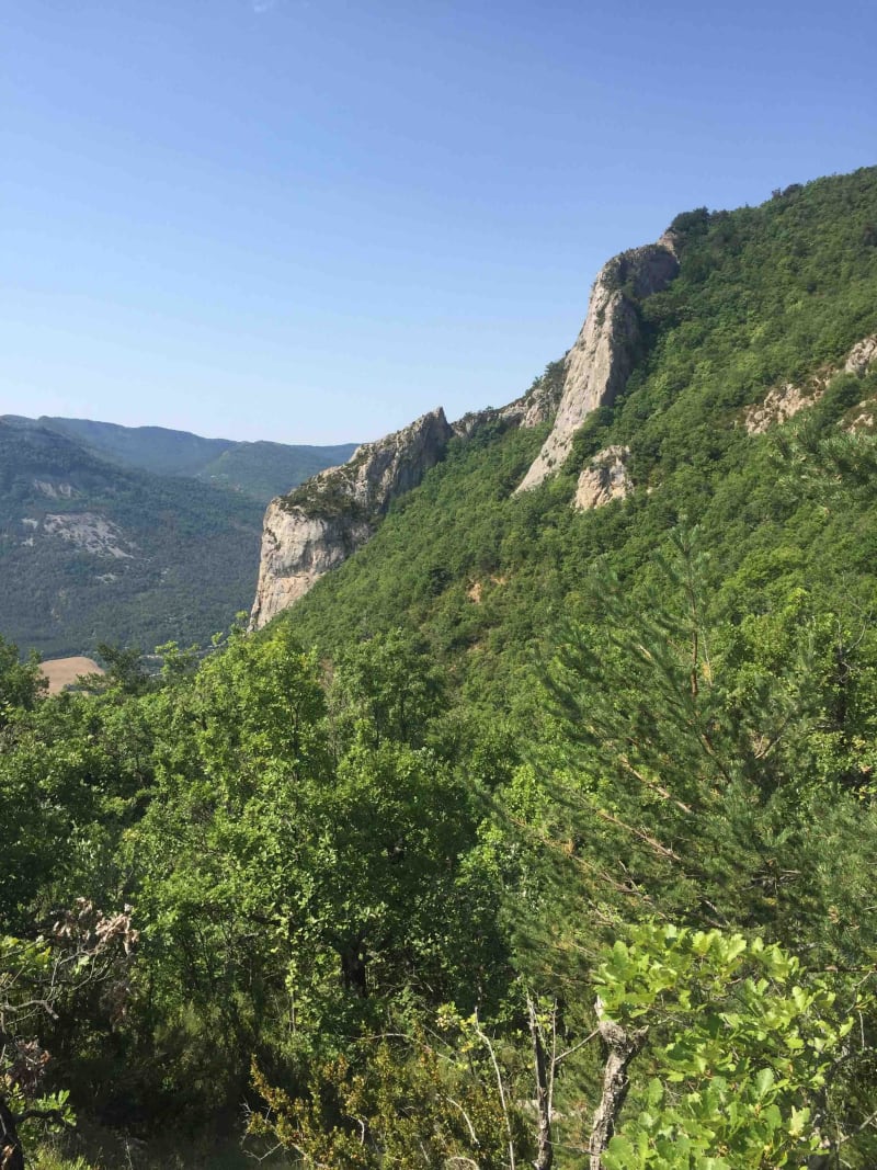 Fascinante Orpierre et son site d’escalade unique - Orpierre
