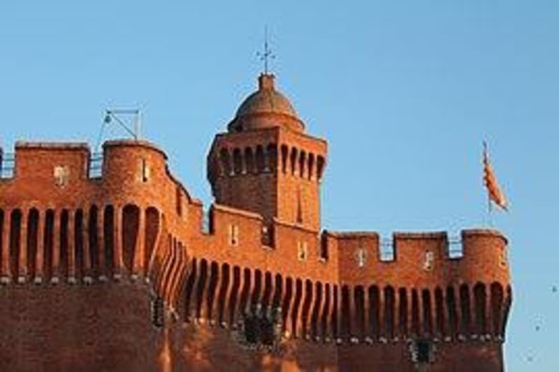 Perpignan la Catalane et déambulation dans le passé - Perpignan