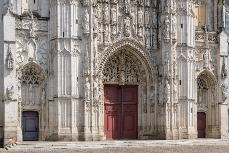 Plonger dans l'Histoire à Saint-Riquier - Oneux