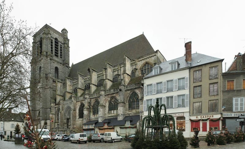 Middeleeuws stadje Sézanne en expeditie door de wijngaarden - Sézanne