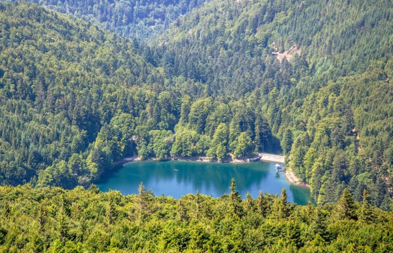 Lac du Grand Ballon et paysages merveilleux - Cernay