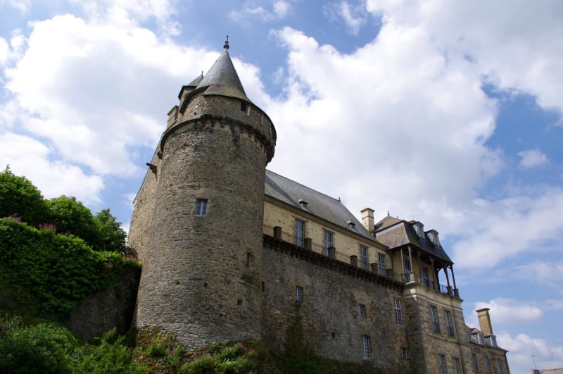 Châteaugiron et balade à travers un patrimoine riche - Châteaugiron