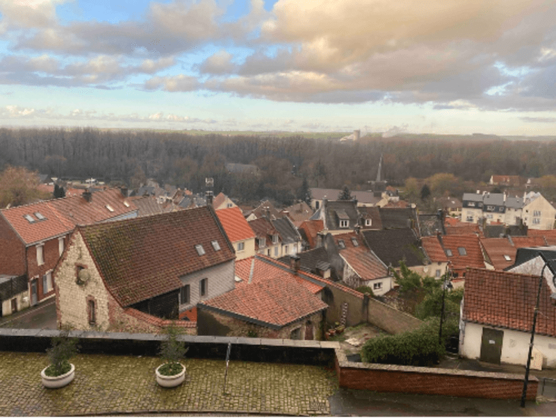 Tour des remparts et vues éclatantes à Montreuil - Montreuil