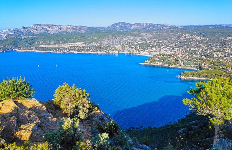 Kliffen van Cap Canaille en de diepblauwe zee - Cassis