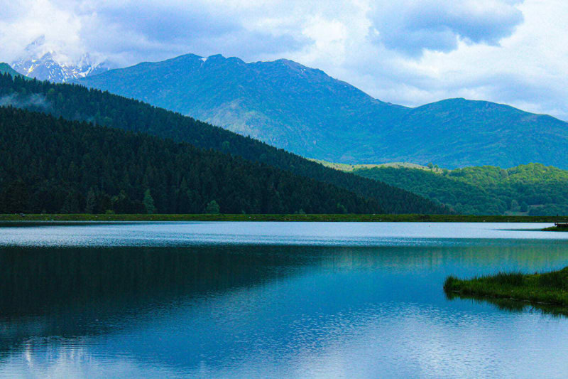 Campan, lac de Payolle et ruisseau d'Artigou - Campan