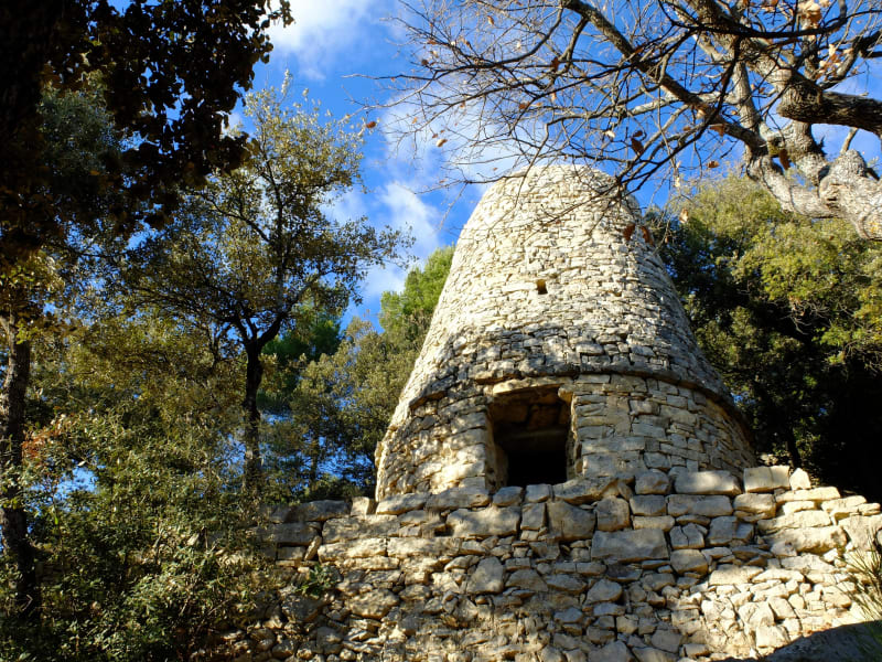 Sur les hauteurs de Manosque et fameux Pain de sucre - Manosque
