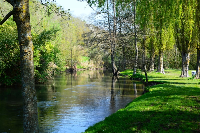 Coulée verte de l'Iton et incursion campagnarde en ville - Gravigny